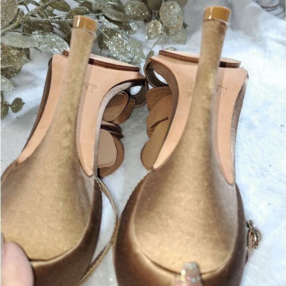 Glint Heels  - Picture 9 of 13